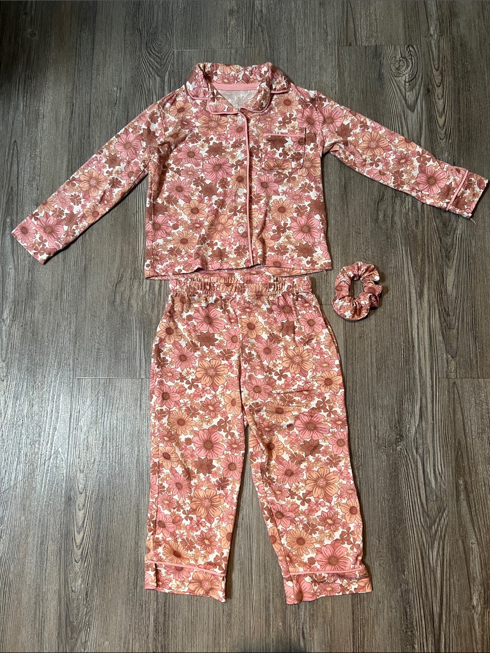 Girls' Floral Pink Button-Front Pajama Set with Scrunchie- Size 2T